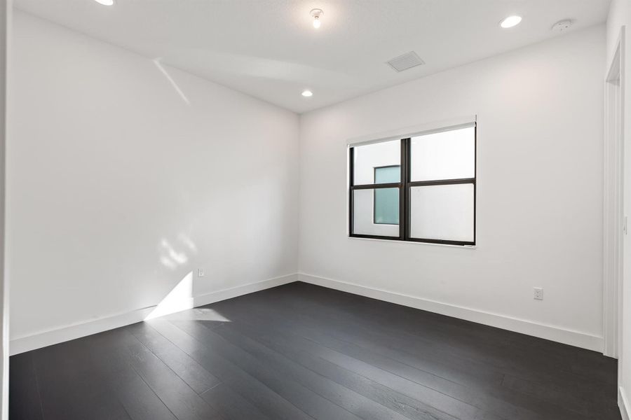 Spacious, unfurnished interior of a new home in , Boca Raton (Image 22). Spacious, unfurnished interior of a new home in , Boca Raton (Image 22).