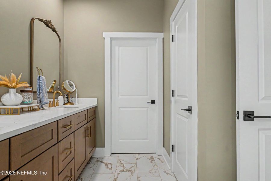 Furnished interior view inside a new home in , Callahan (Image 12).