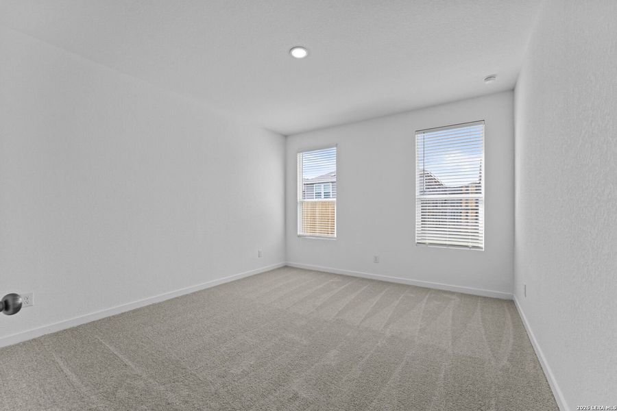 Spacious, unfurnished interior of a new home in Grace Valley, Marion (Image 9).
