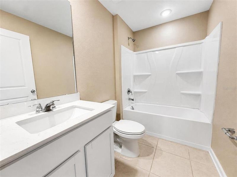 Furnished interior view inside a new home in , Lake Wales (Image 8).