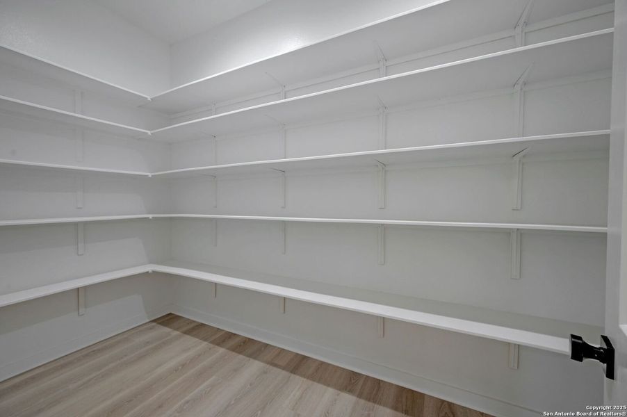 Spacious, unfurnished interior of a new home in , Fischer (Image 16).