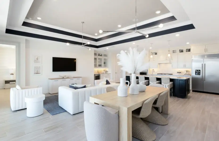 Representative furnished interior of a home built from the Mahogany Grand by Pulte Homes in Highland Pines, Leesburg (Image 14).