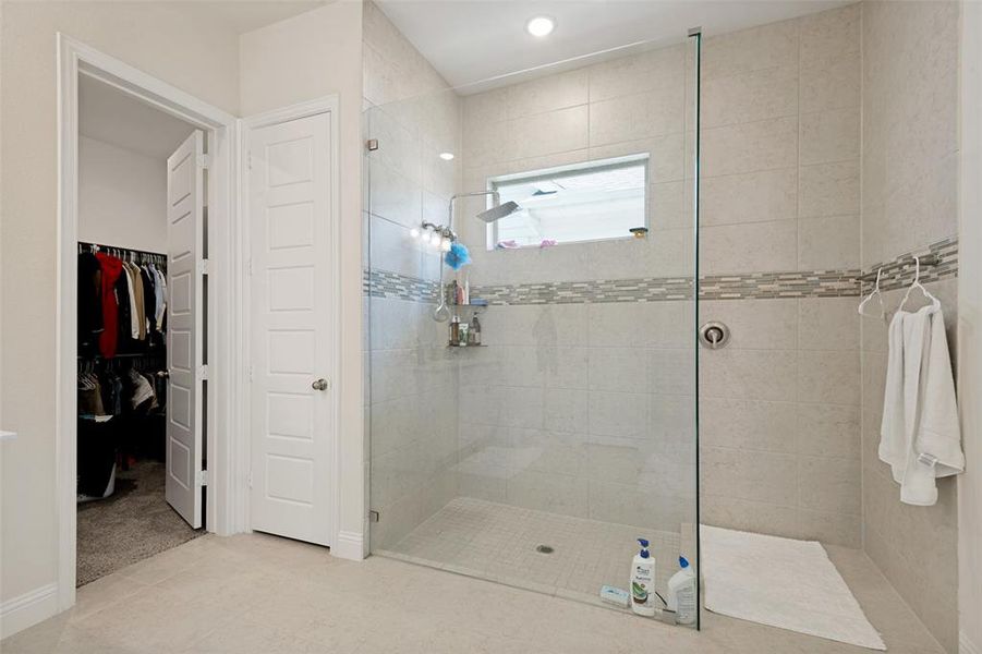 Furnished interior view inside a new home in Bayside, Rowlett (Image 18). Furnished interior view inside a new home in Bayside, Rowlett (Image 18).
