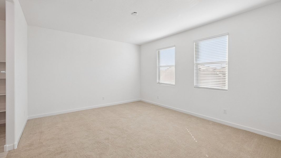 Spacious, unfurnished interior of a new home in Desert Moon Estates, Buckeye (Image 12).