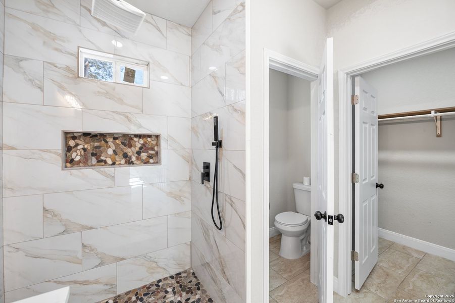 Furnished interior view inside a new home in , Elmendorf (Image 5).