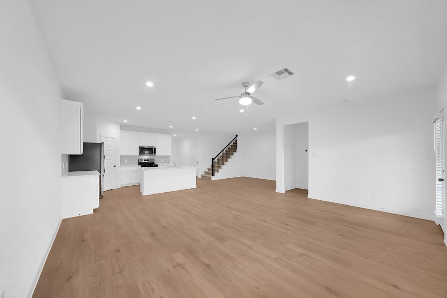 Spacious, unfurnished interior of a new home in Holly Ridge, Rosenberg (Image 15). Spacious, unfurnished interior of a new home in Holly Ridge, Rosenberg (Image 15).