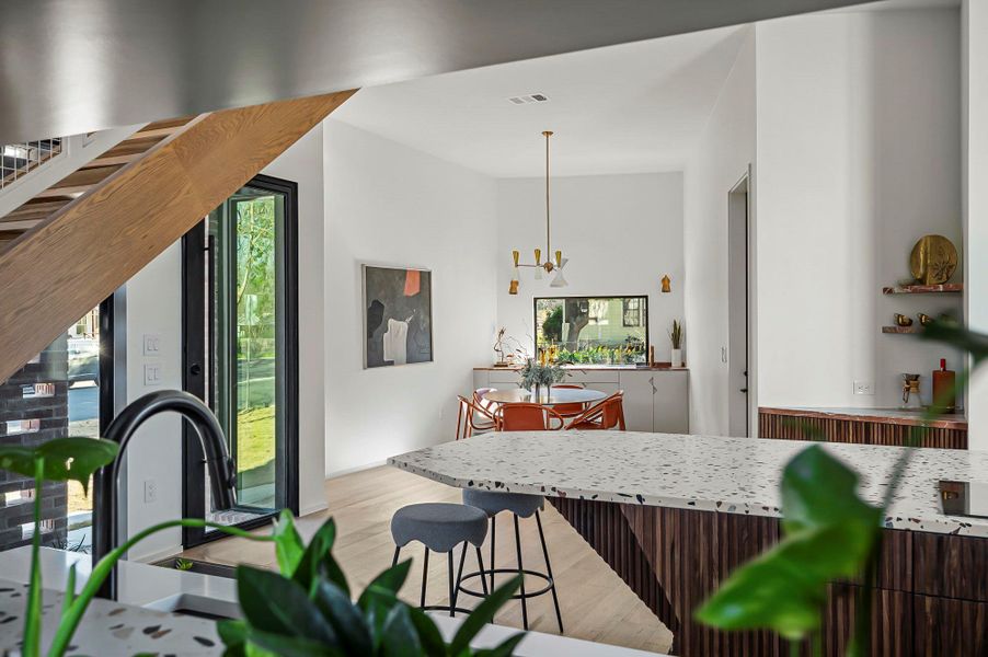 Planter wall in kitchen