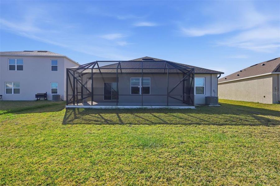 Exterior details and patio area of a home in , New Smyrna Beach (Image 17).