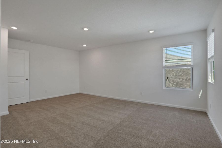 Spacious, unfurnished interior of a new home in Bellbrooke, Jacksonville (Image 35). Spacious, unfurnished interior of a new home in Bellbrooke, Jacksonville (Image 35).