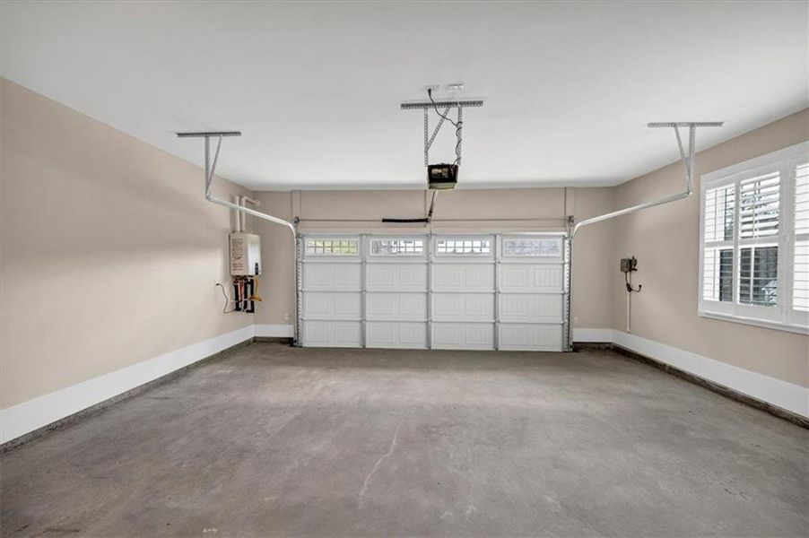 Spacious, unfurnished interior of a new home in , Ball Ground (Image 41).