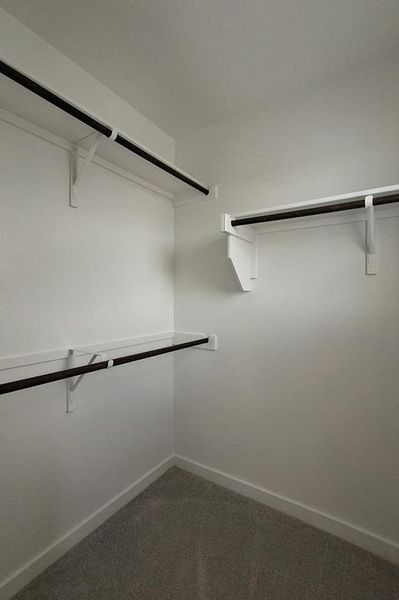 Spacious, unfurnished interior of a new home in Wolf Ranch, Georgetown (Image 28).