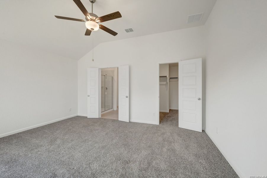 Spacious, unfurnished interior of a new home in Meadows at Clear Springs, New Braunfels (Image 32). Spacious, unfurnished interior of a new home in Meadows at Clear Springs, New Braunfels (Image 32).