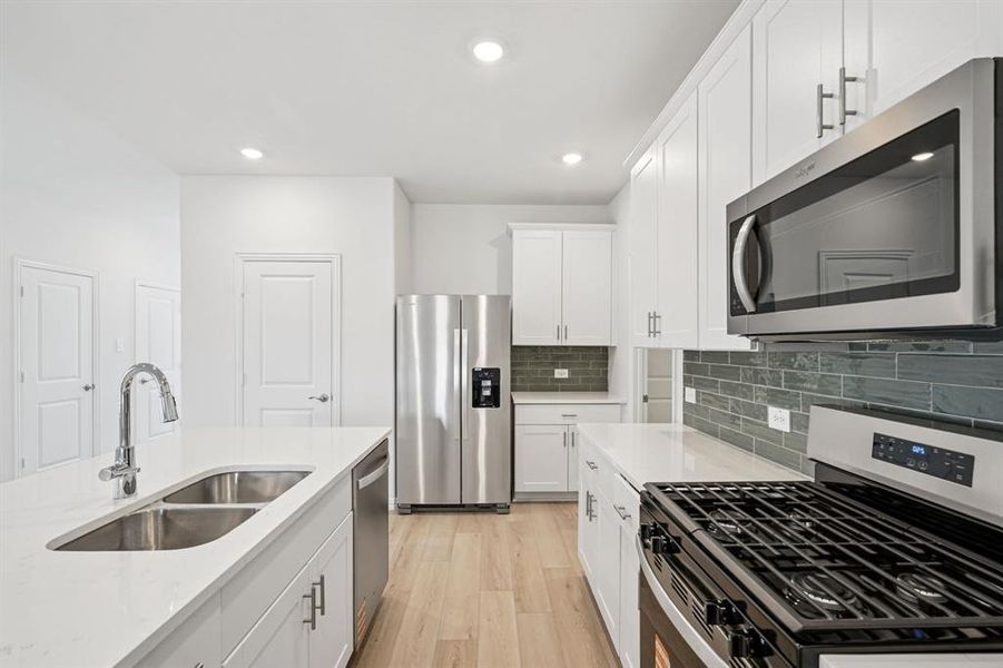 Photo is not of the actual home, but is an inspirational photo of builder’s model home and may depict options, furnishings, and/or decorator features that are not included. Photo is not of the actual home, but is an inspirational photo of builder’s model home and may depict options, furnishings, and/or decorator features that are not included.