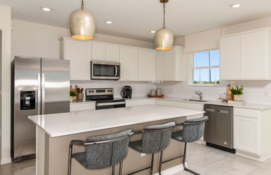 Representative furnished interior of a home built from the Browning by Pulte Homes in Evergreen, Thonotosassa (Image 4). Representative furnished interior of a home built from the Browning by Pulte Homes in Evergreen, Thonotosassa (Image 4).