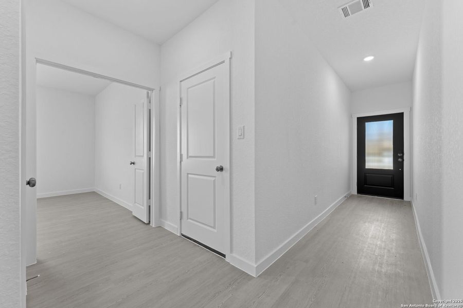 Spacious, unfurnished interior of a new home in Waterwheel: Coastline Collection, San Antonio (Image 16). Spacious, unfurnished interior of a new home in Waterwheel: Coastline Collection, San Antonio (Image 16).