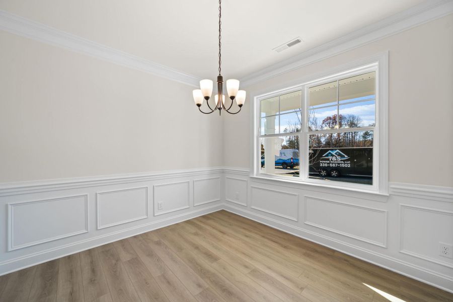 Spacious, unfurnished interior of a new home in Monterra, Kernersville (Image 17).