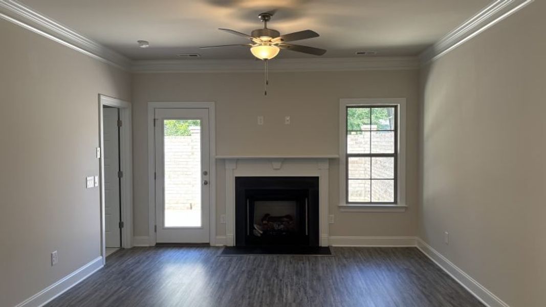 Spacious, unfurnished interior of a new home in Mebane Towne Center, Mebane (Image 12).
