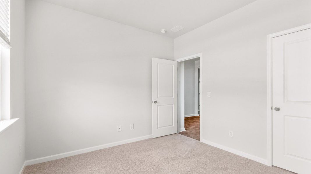 Spacious, unfurnished interior of a new home in Rolling Hills, Bolivia (Image 13). Spacious, unfurnished interior of a new home in Rolling Hills, Bolivia (Image 13).