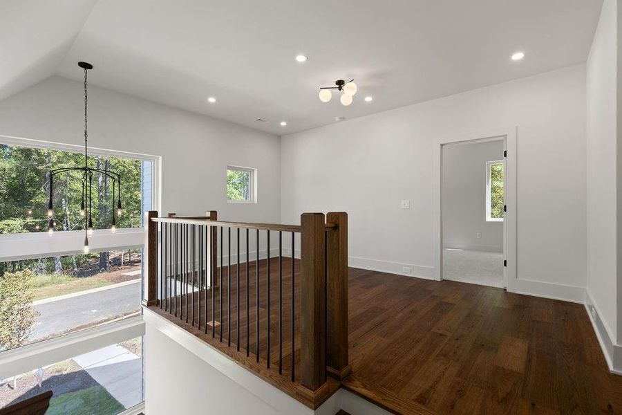 Spacious, unfurnished interior of a new home in Aster, Roswell (Image 51).