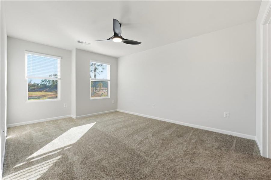 Spacious, unfurnished interior of a new home in Carolina, Palmetto (Image 18).