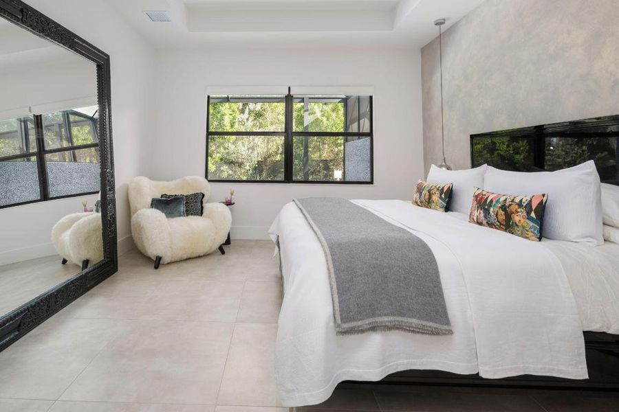 28-web-or-mls-1930_Frosted_Turquoise_Way