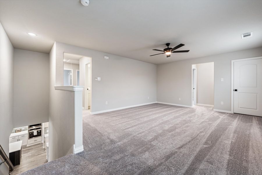 Spacious, unfurnished interior of a new home in Morningstar, Aledo (Image 32).