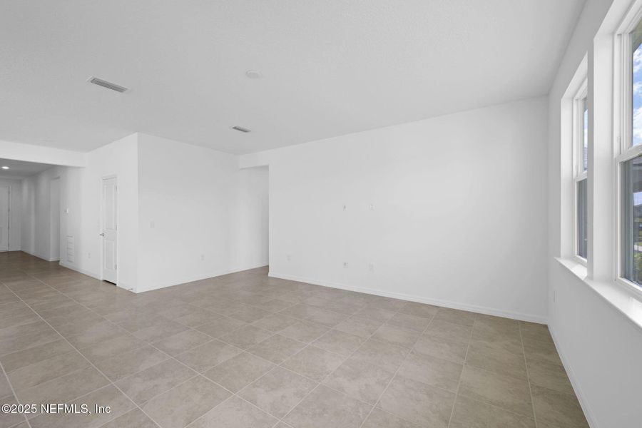Spacious, unfurnished interior of a new home in Hyland Trail, Green Cove Springs (Image 27). Spacious, unfurnished interior of a new home in Hyland Trail, Green Cove Springs (Image 27).
