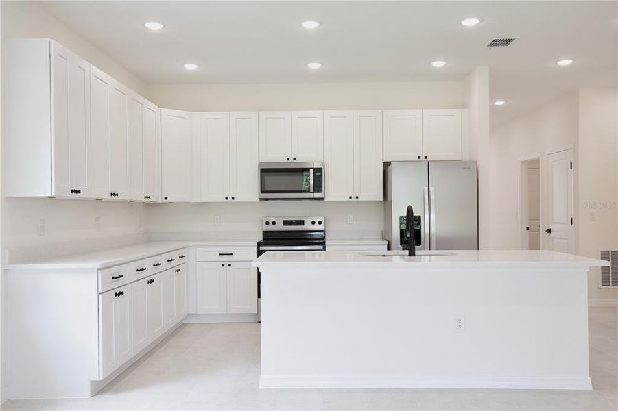 Furnished interior view inside a new home in , Groveland (Image 9).
