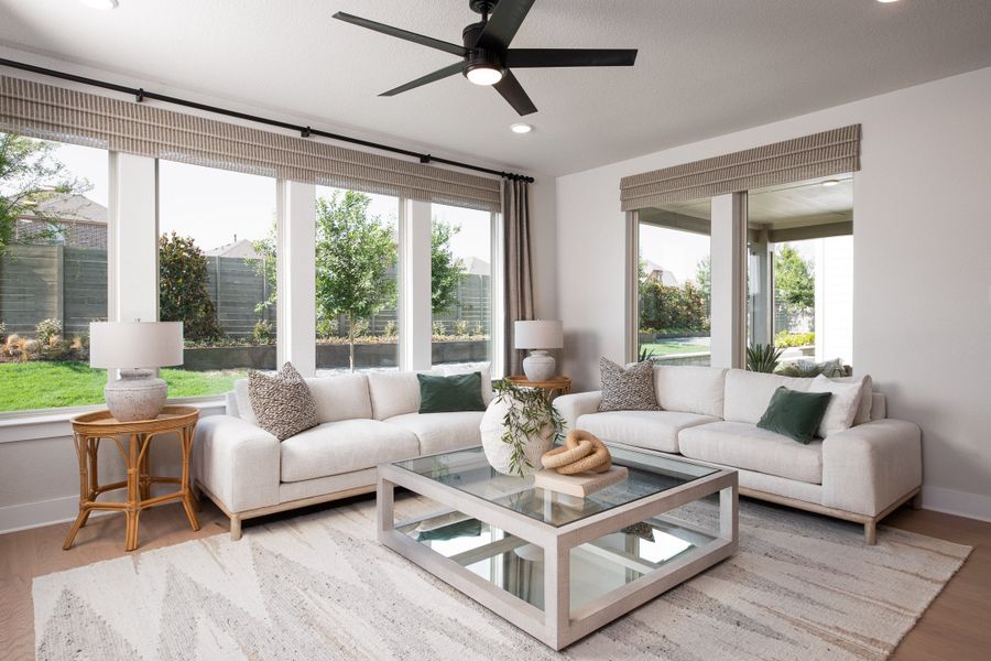 Representative furnished interior of a home built from the Laurel by Tri Pointe Homes in The Retreat at Harvest, Argyle (Image 16).