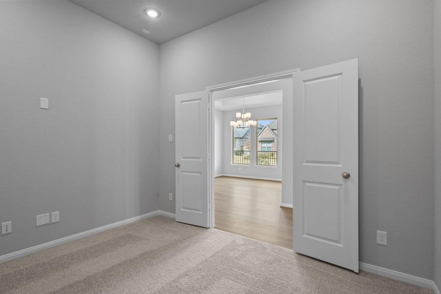 Spacious, unfurnished interior of a new home in Bridgeland 55', Cypress (Image 16).