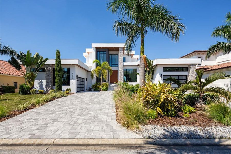 Image 76 of a home in .