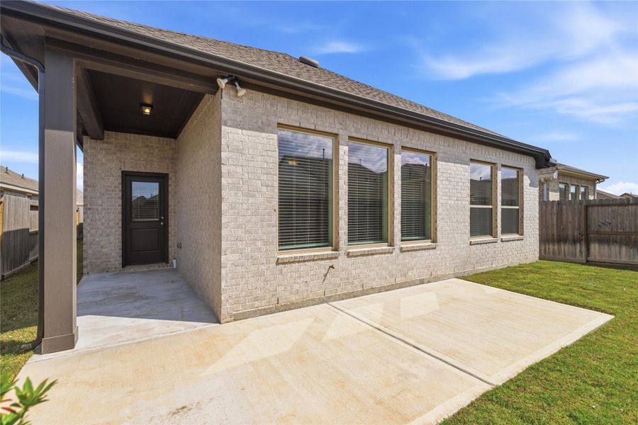 Exterior details and patio area of a home in Jordan Ranch 45' Homesites, Fulshear (Image 3).