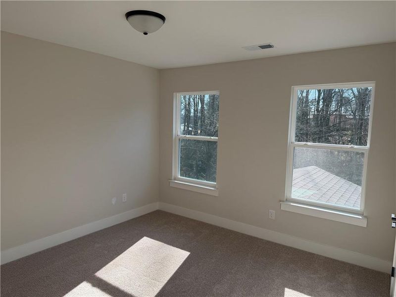 Spacious, unfurnished interior of a new home in Villas at Dawsonville, Dawsonville (Image 12).