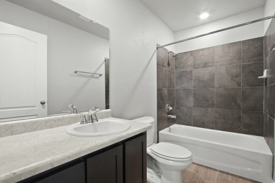 Furnished interior view inside a new home in Rancho Desierto Bello, Horizon City (Image 7).