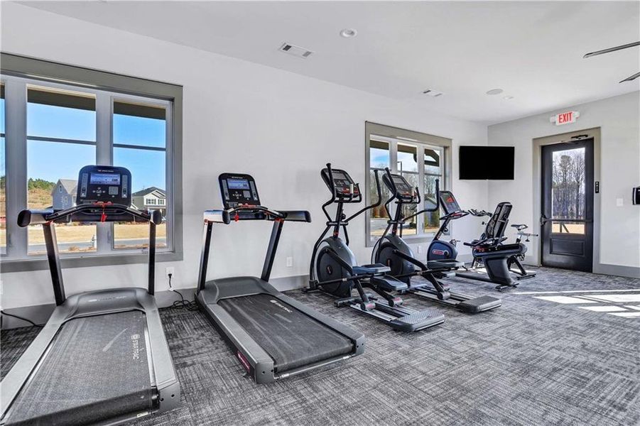 Community amenities in Twin Lakes, Hoschton (Image 40).