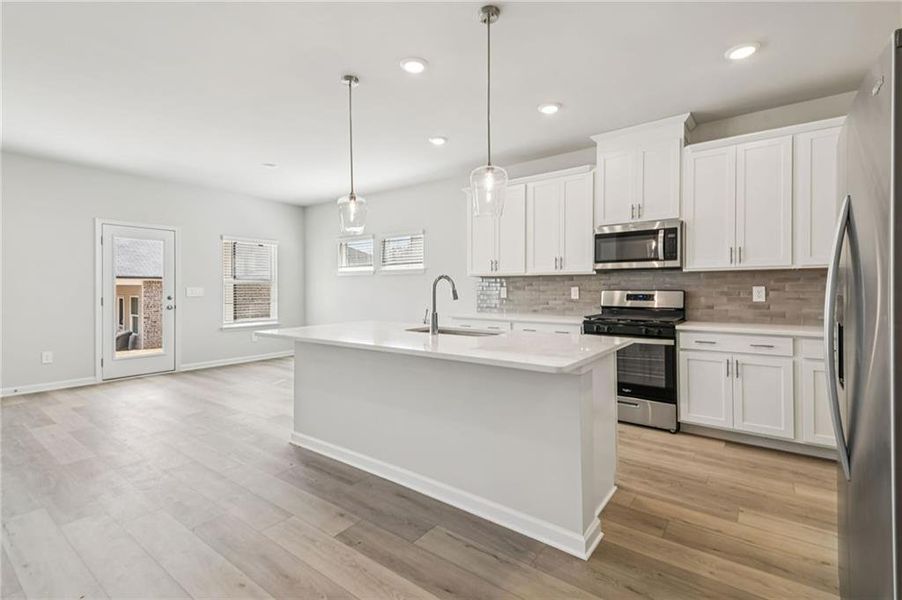 Furnished interior view inside a new home in Creekside at Oxford Park, Fairburn (Image 40).