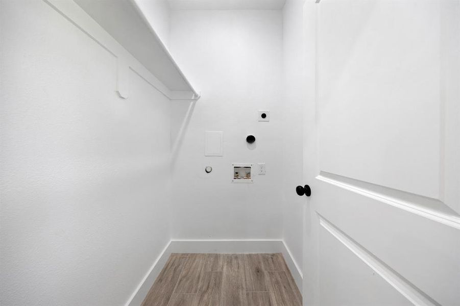 Spacious, unfurnished interior of a new home in , Sulphur Springs (Image 14). Spacious, unfurnished interior of a new home in , Sulphur Springs (Image 14).