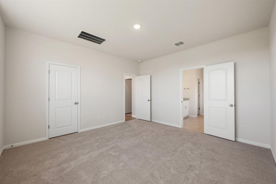 Spacious, unfurnished interior of a new home in Patterson Ranch, Georgetown (Image 30). Spacious, unfurnished interior of a new home in Patterson Ranch, Georgetown (Image 30).