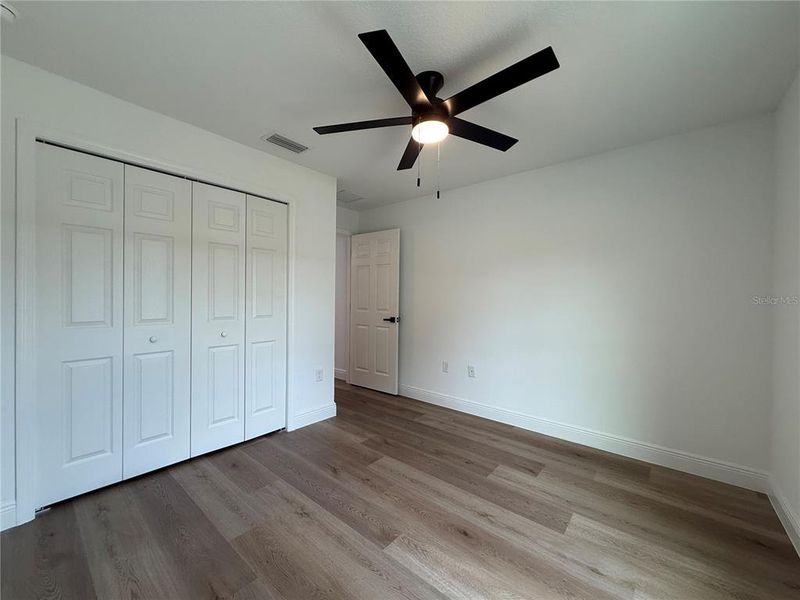Spacious, unfurnished interior of a new home in , Summerfield (Image 13).