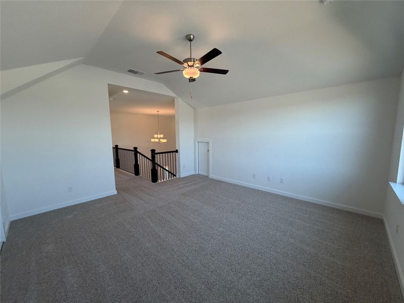 Spacious, unfurnished interior of a new home in Lariat, Liberty Hill (Image 19).