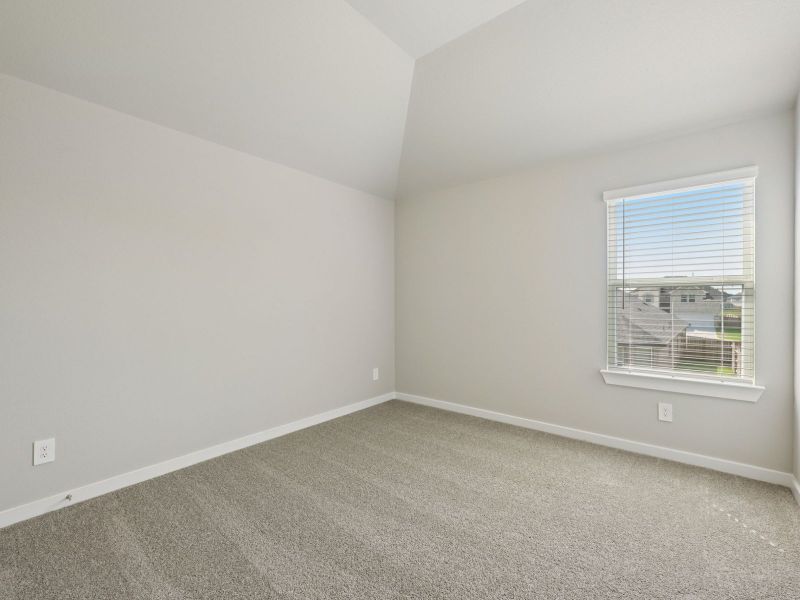 Spacious, unfurnished interior of a new home in Kingdom Heights, Rosenberg (Image 18).