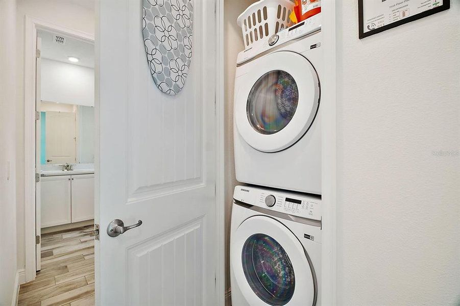 Furnished interior view inside a new home in , Kissimmee (Image 28). Furnished interior view inside a new home in , Kissimmee (Image 28).