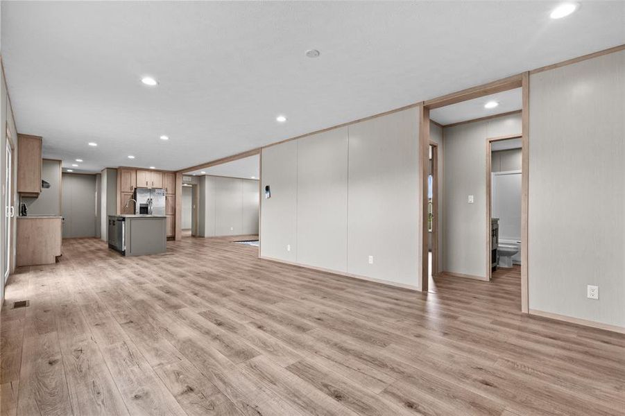 Spacious, unfurnished interior of a new home in , Howe (Image 23).