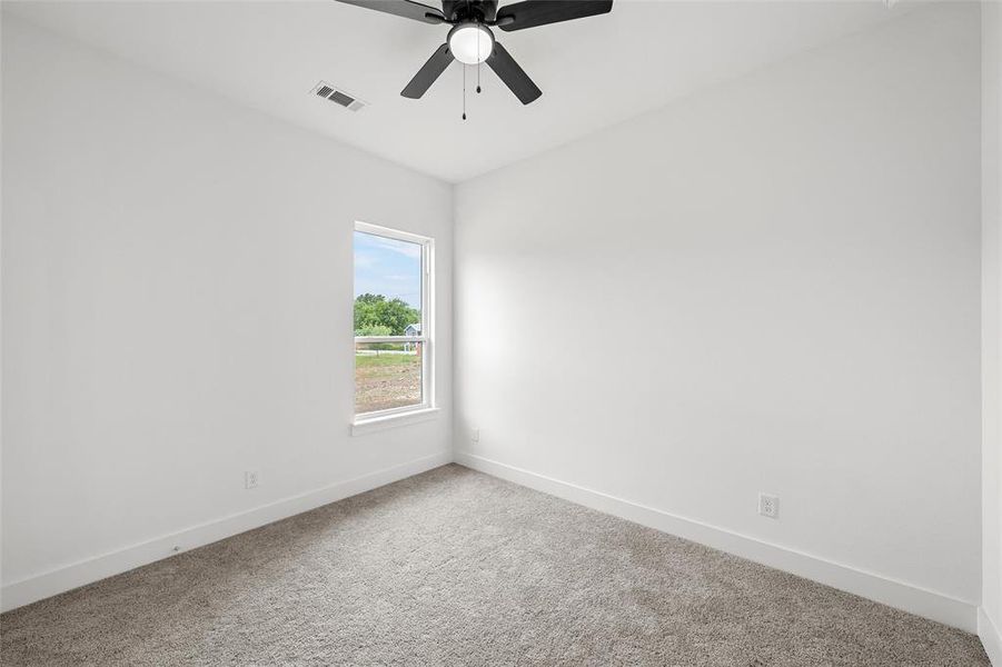 Spacious, unfurnished interior of a new home in , Hillsboro (Image 14).