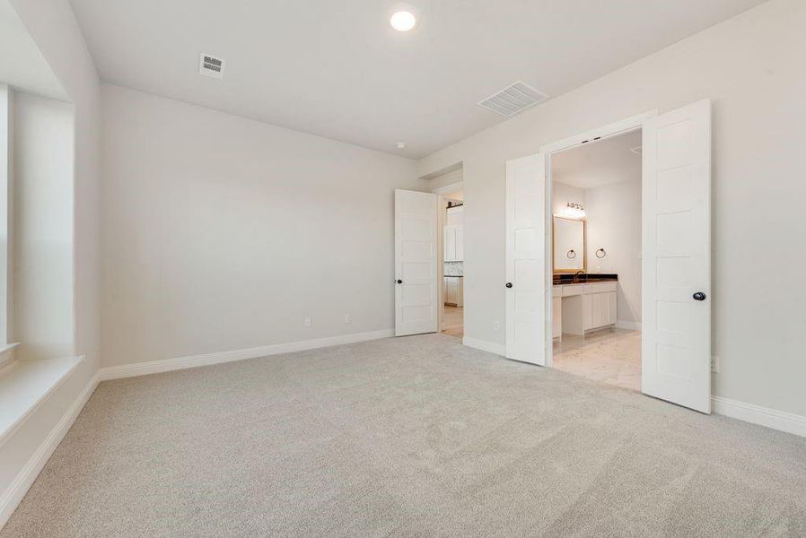 Spacious, unfurnished interior of a new home in Justin Crossing, Justin (Image 22). Spacious, unfurnished interior of a new home in Justin Crossing, Justin (Image 22).