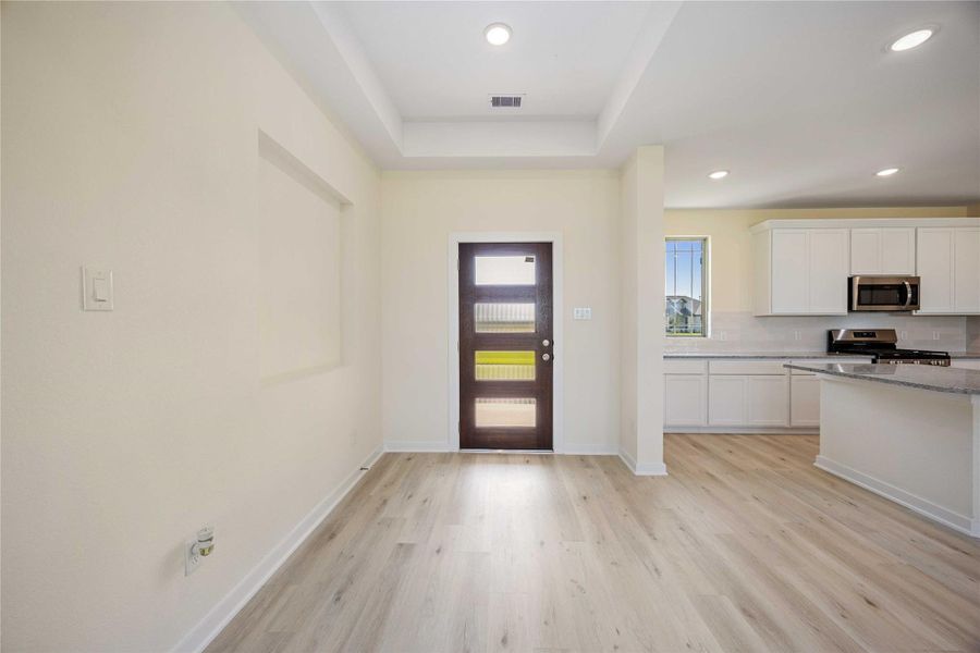 Spacious, unfurnished interior of a new home in Blue Heron Estates, Beasley (Image 18).