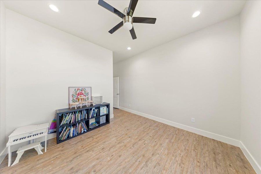 Spacious, unfurnished interior of a new home in , Giddings (Image 19). Spacious, unfurnished interior of a new home in , Giddings (Image 19).