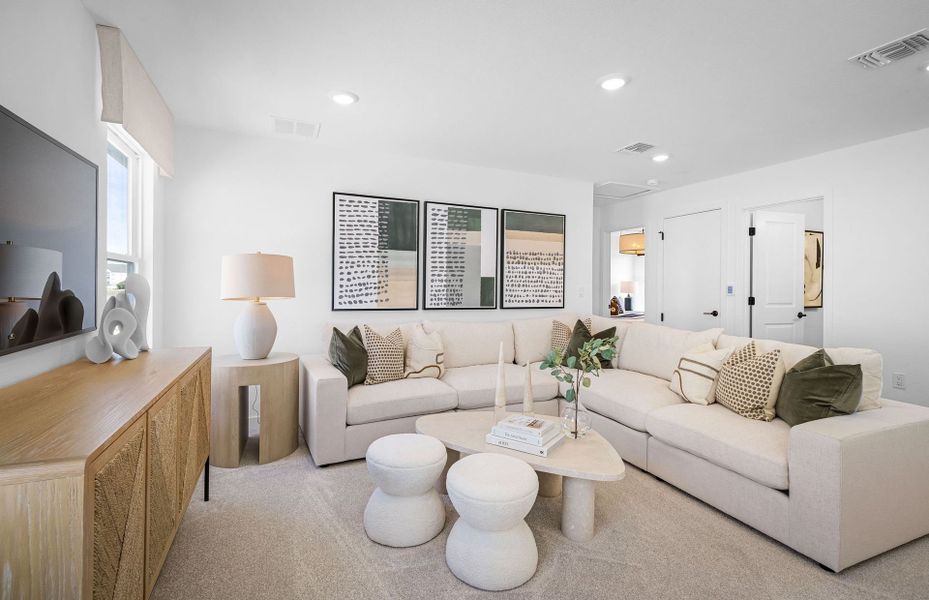 Representative furnished interior of a home built from the Fentress by Pulte Homes in Cameron Place, Austin (Image 7).