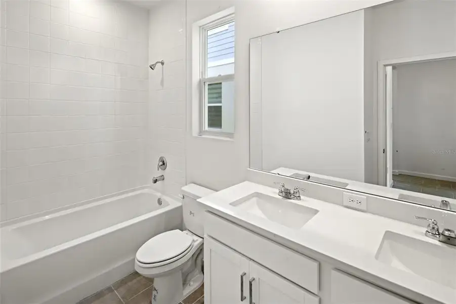 Furnished interior view inside a new home in Rainwood, Groveland (Image 3). Furnished interior view inside a new home in Rainwood, Groveland (Image 3).