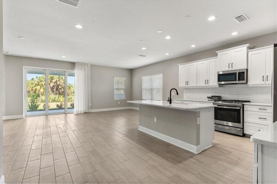 Furnished interior view inside a new home in , Sarasota (Image 5).